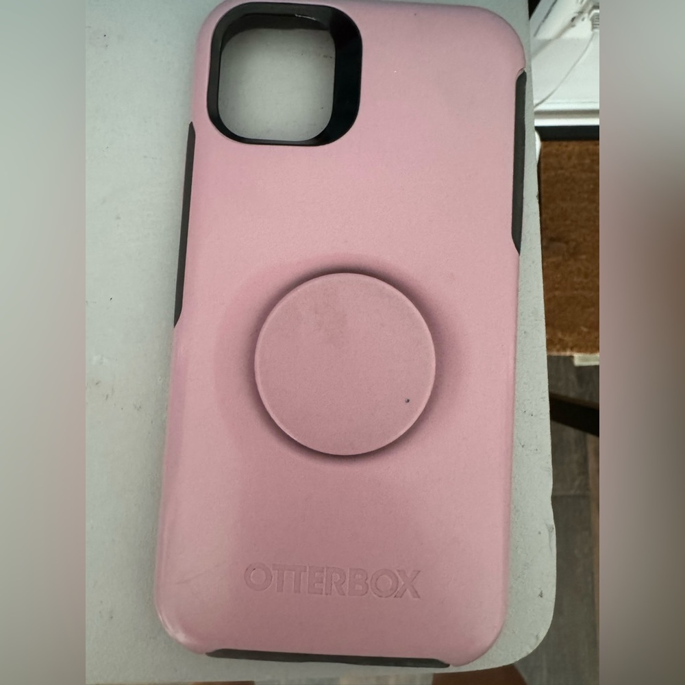 OTTERBOX iphone 11 case